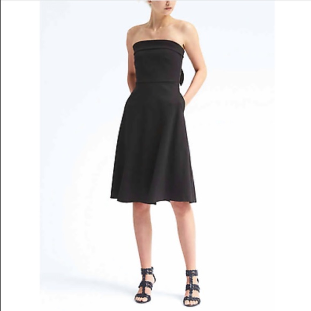 Banana Republic ponte strapless midi dress